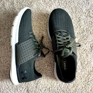 Under Armour Men’s Tennis Shoes| size 10.5